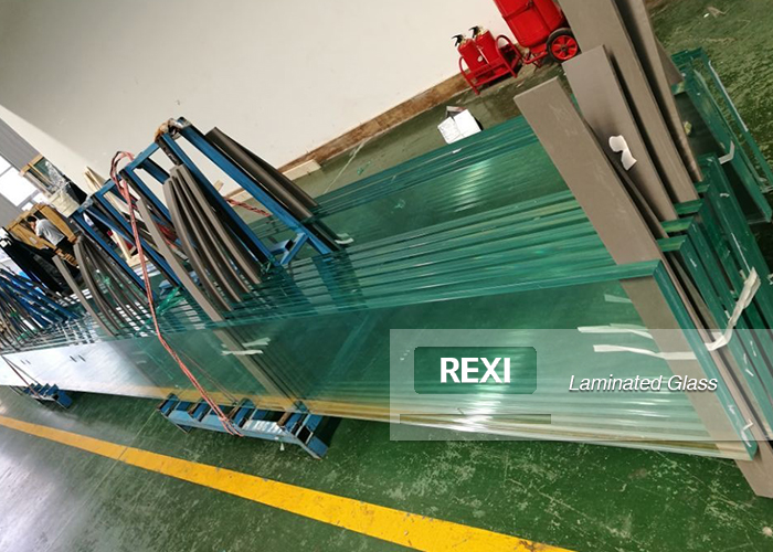 China Laminated Glass P2